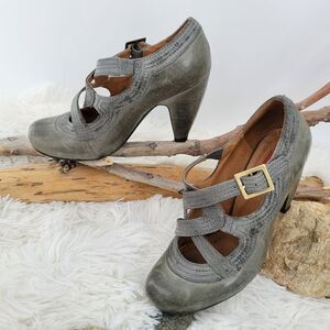 Miz mooz caged style gray leather mary jane shoes. Style name Soho